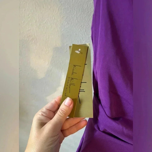 Nicole Miller Cut Out Shoulder Dress - Picture 4 of 4